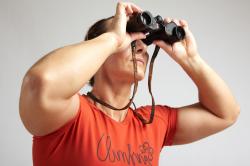 ANGELINA KNEELING POSE WITH SPYGLASS